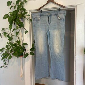 American Eagle Super Stretch High Waisted Flare Jeans